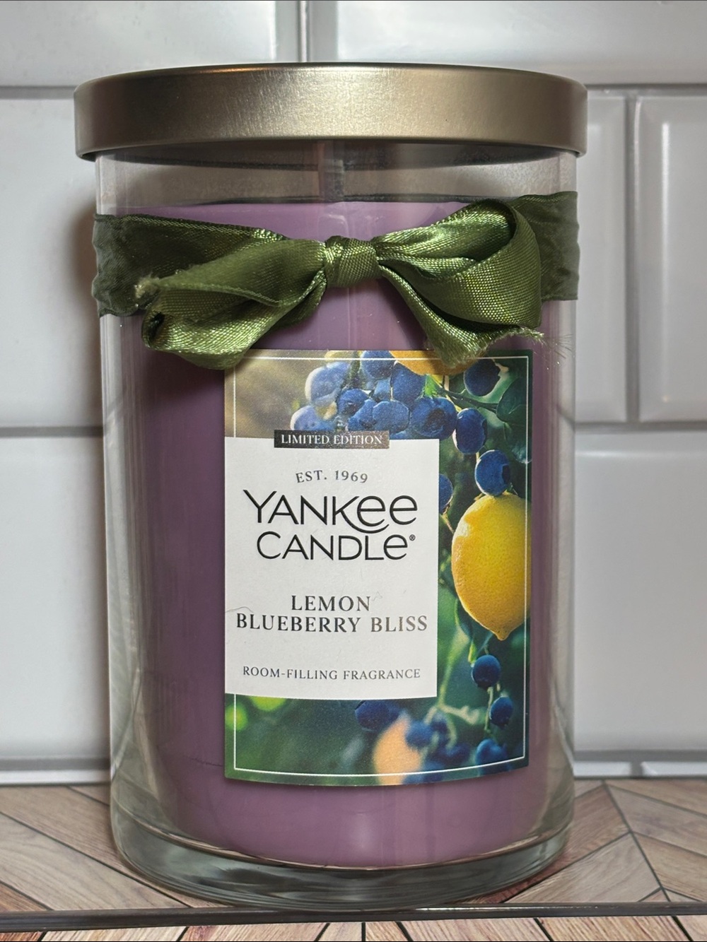 Yankee Candle Lemon Blueberry Bliss Large